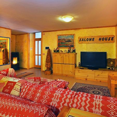 OulxSalone House公寓 外观 照片